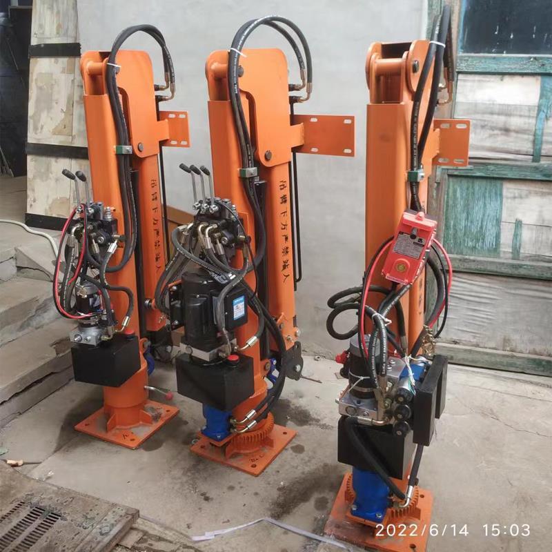 通城县重汽蓝牌随车吊 3.2吨 国六动力强 液压驱动 农用自卸起重机